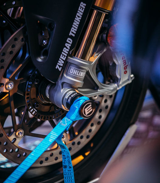 Ducati V4S von Zweirad Trinkner, verzurrt mit unserem EILZURR Verzurr-System. DEKRA geprüft und StVO konform.